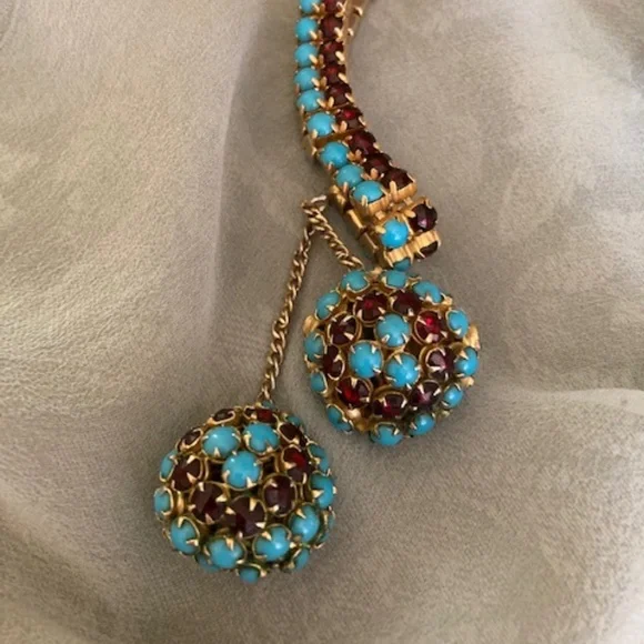 Vintage Signed Hattie Carnegie Bracelet